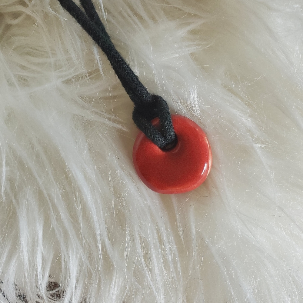 27" Ceramic Amulet Lucky Coin Shaped Donut Charm Good Luck Pendant Neckl…☆